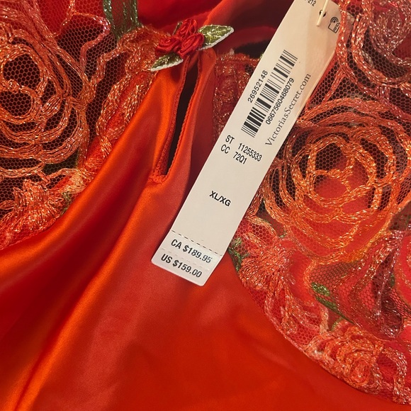 NWT VICTORIA SECRET ❤️NIGHTIE - Picture 3 of 4